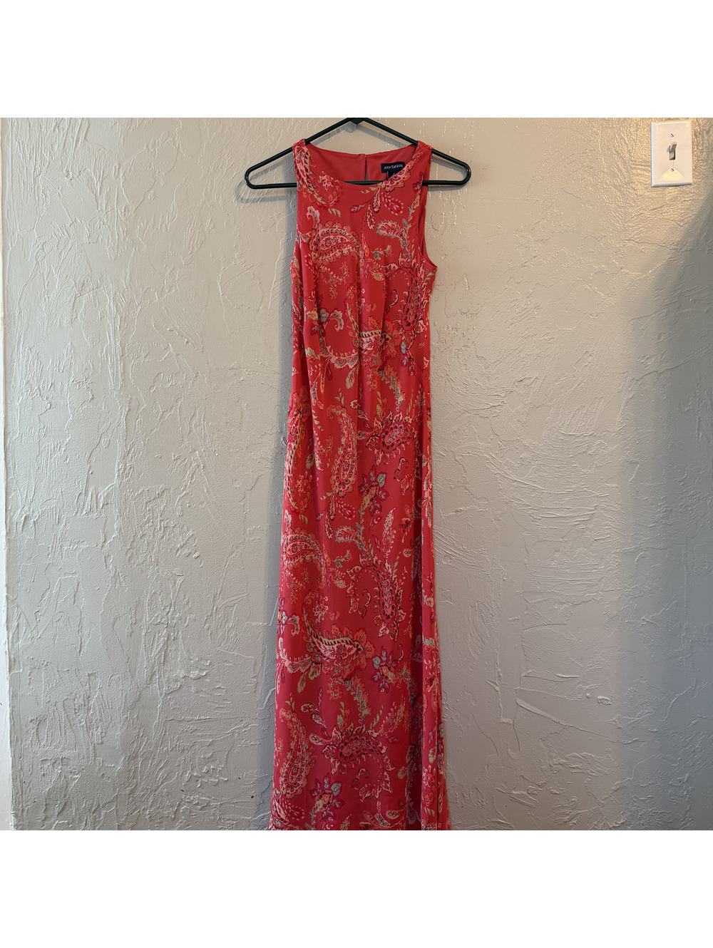 Ann Taylor 100% Silk Coral Pink Paisley Sleeveless Floral Maxi Dress Size 2
